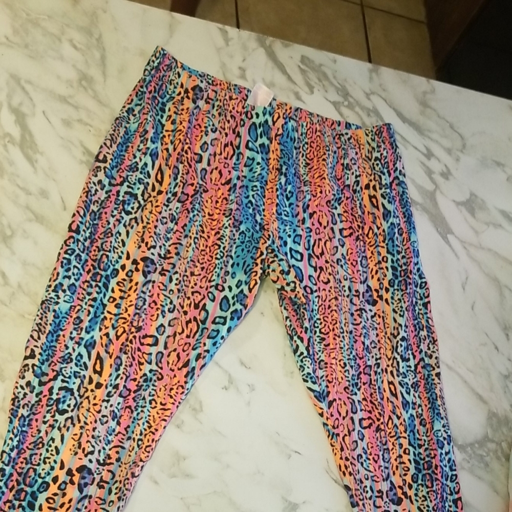 Rainbow cheetah leggings